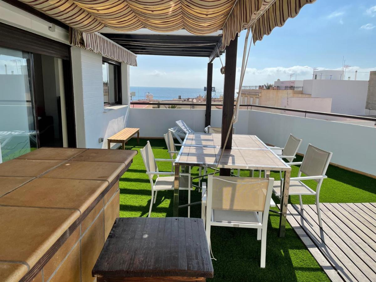 Ático con jacuzzi a 100 metros de la playa Apartamento Carboneras Exterior foto