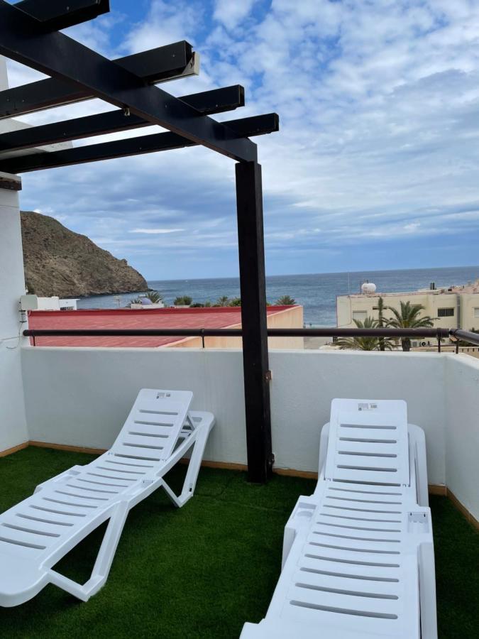 Ático con jacuzzi a 100 metros de la playa Apartamento Carboneras Exterior foto
